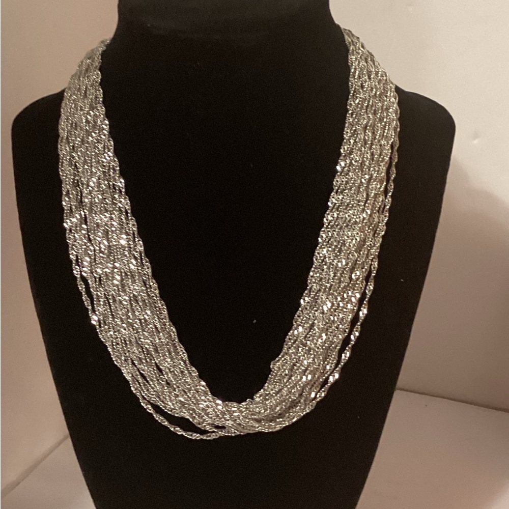 NYC STATEMENT NECKLACE